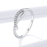 925 Sterling Silver Leaf Finger Rings for Women Clear CZ Paved Korea Style Hypoallergenic Fashion Jewelry