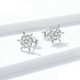 925 Sterling Silver Elegant Snowflakes Stud Earrings Precious Jewelry For Women
