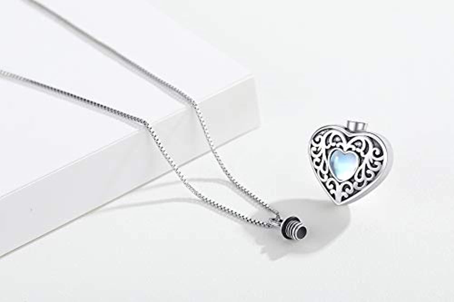 Blo_oberry Heart Locket Necklace | Urban Outfitters