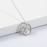 Mom holds my hand in a circle Necklaces for Women Sterling Silver Hand In Hand Heart Pendant Necklace For Mom Grandma Mother Wife