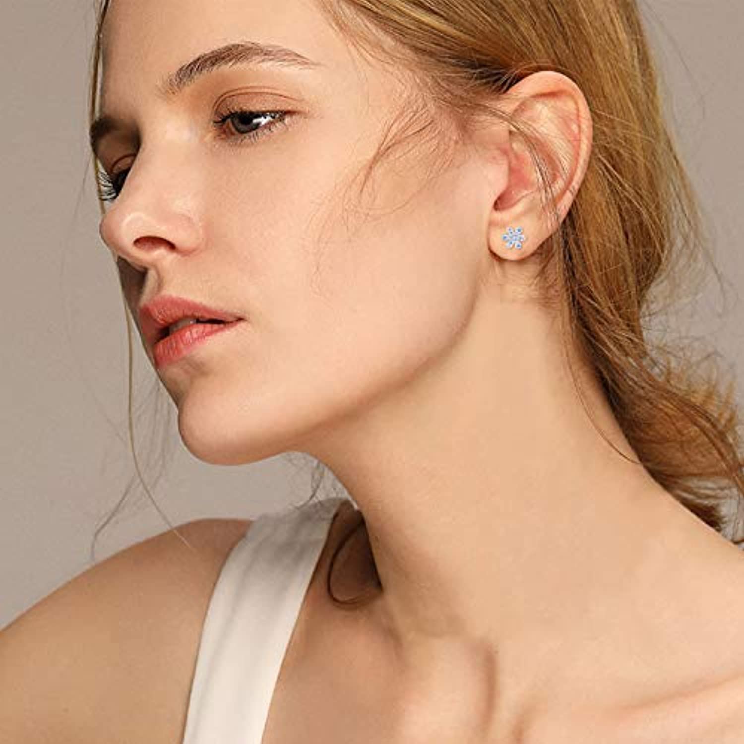Sterling Silver Daisy Stud Earrings For Women Girls Hypoallergenic Cubic Zircoina Flowers Earrings