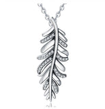 Good Lucky Leaf Pendant Necklace