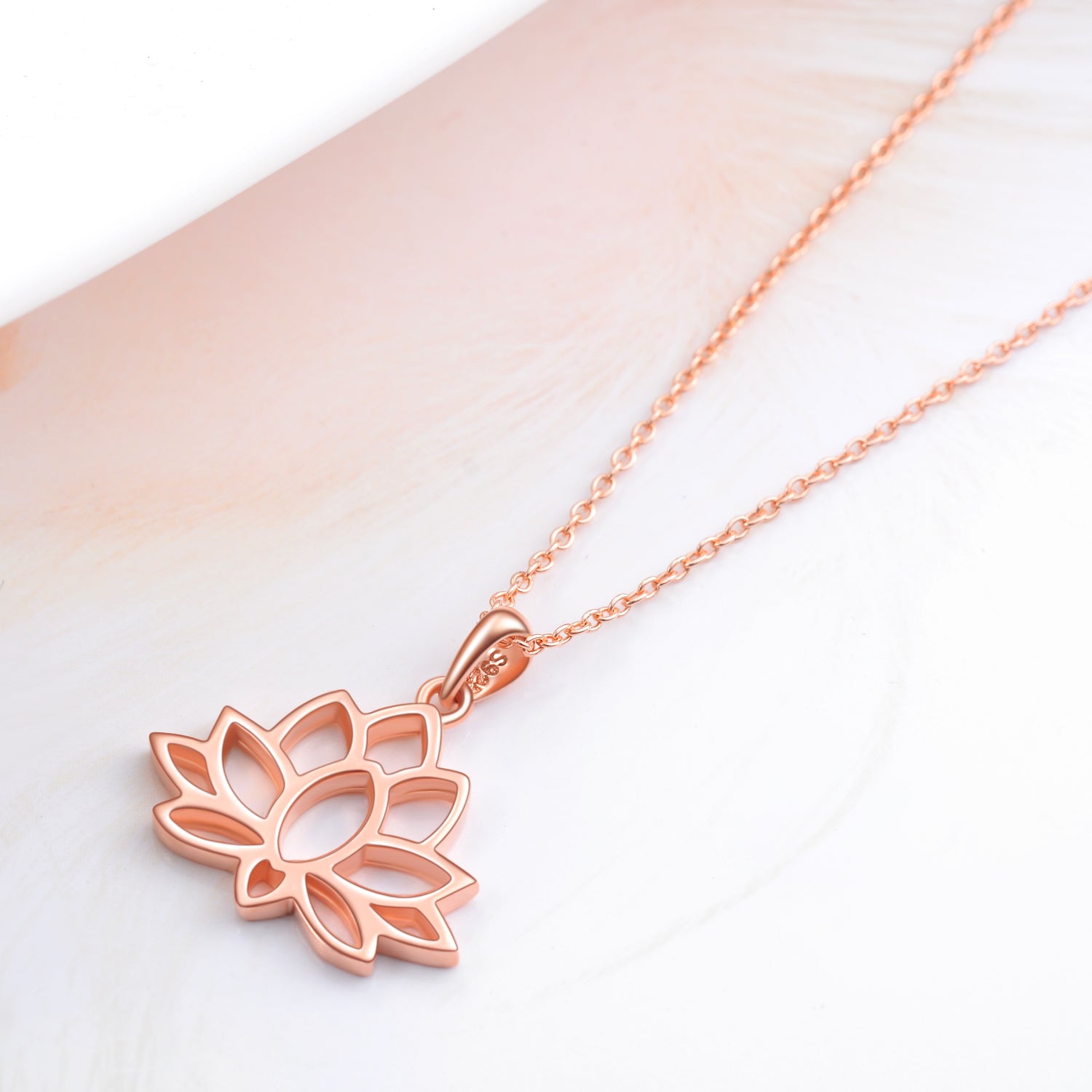 Lotus Engraved Necklace Water Lily Shape Chain Plant Design Necklace