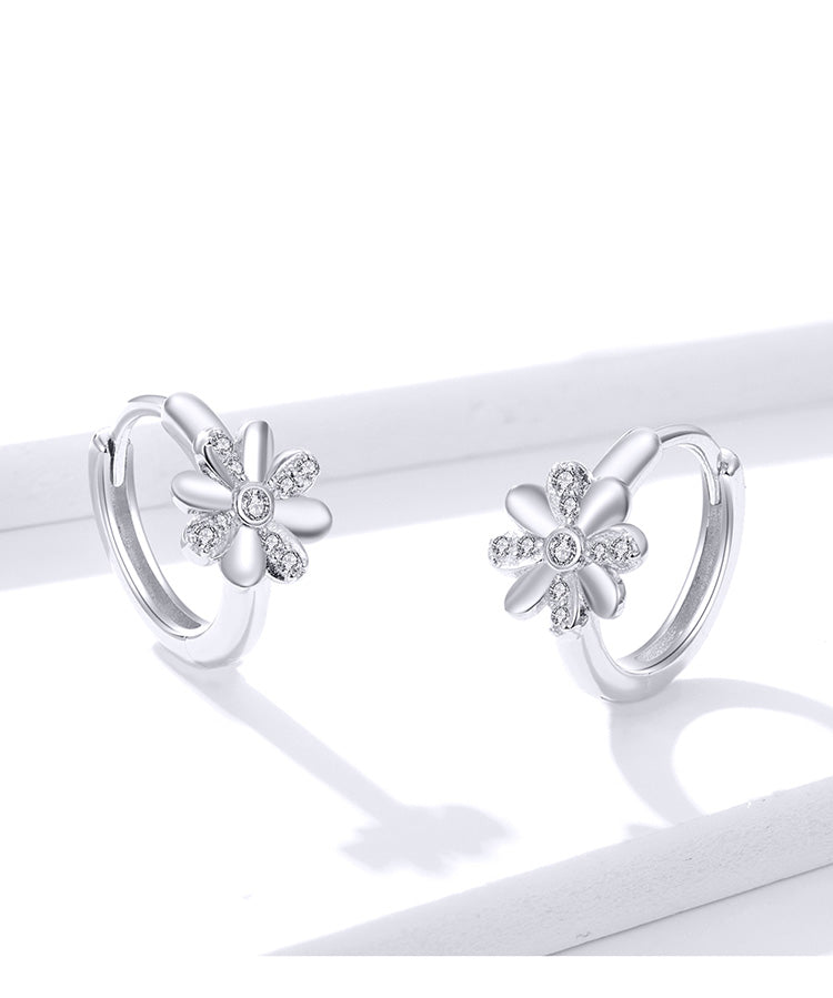 925 Sterling Silver Exquisite Daisy Flower Hoop Earrings Precious Jewelry For Women
