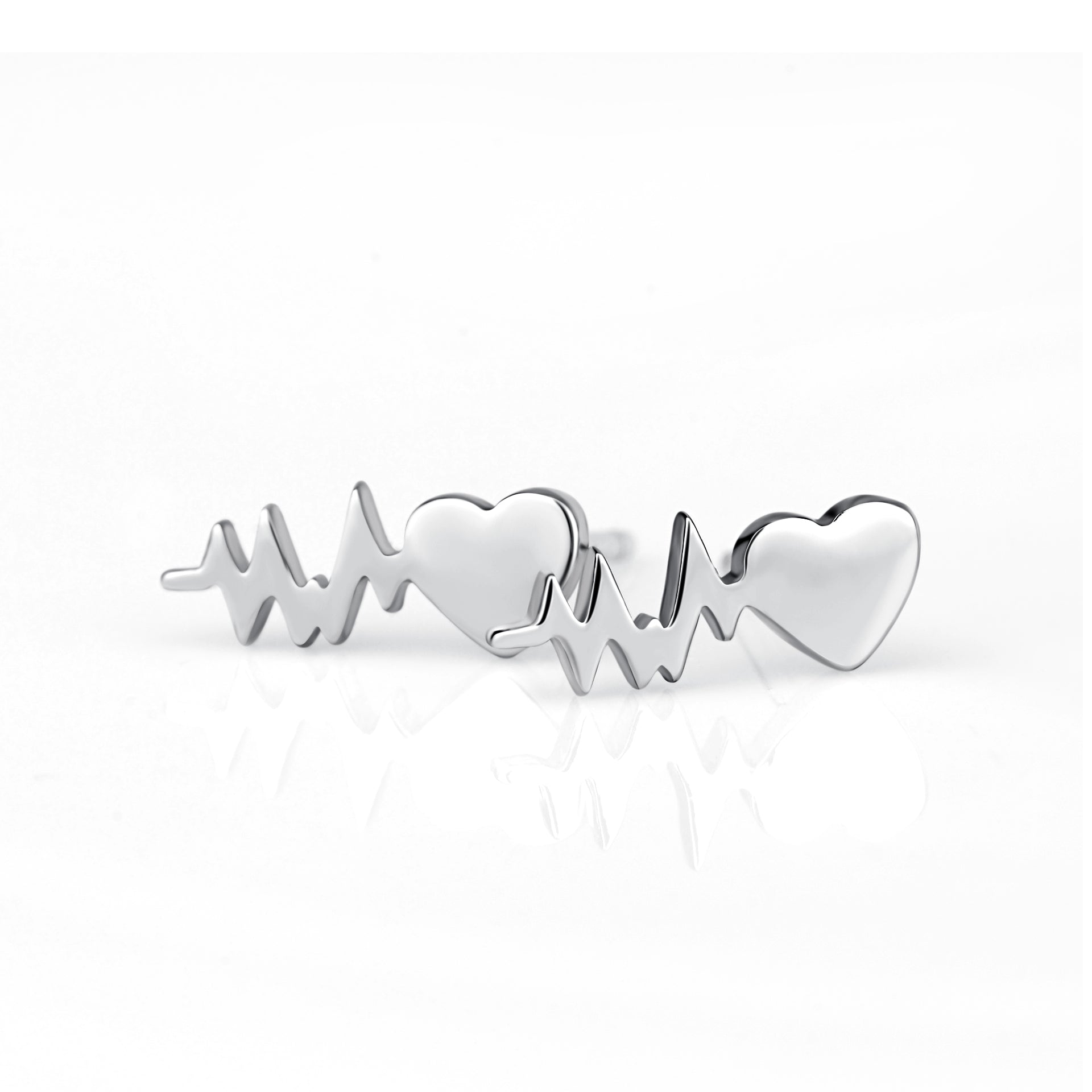 A Stunned Heart-shaped Figure Earrings, a Stud, Gift from a Man to a Girlfriend
